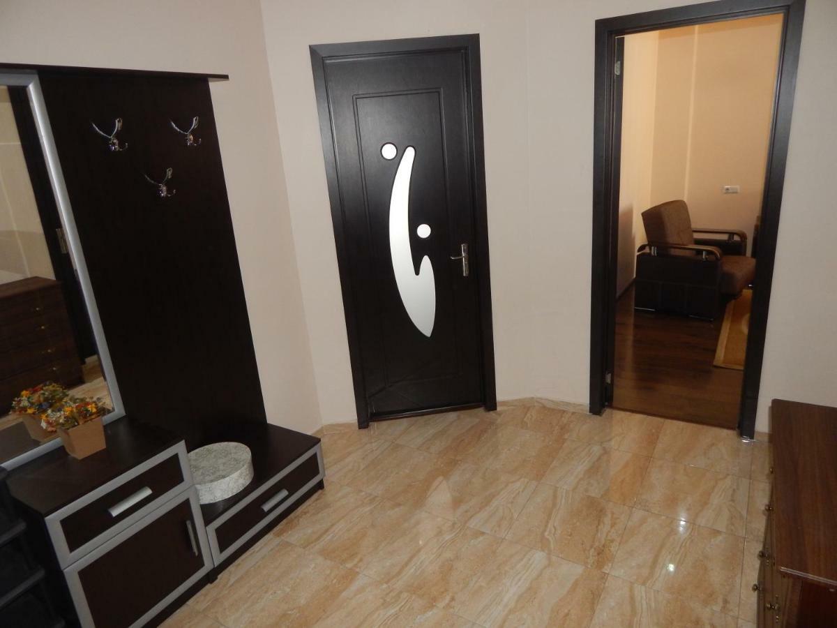 Apartment First Line From Sea Batumi Exterior photo