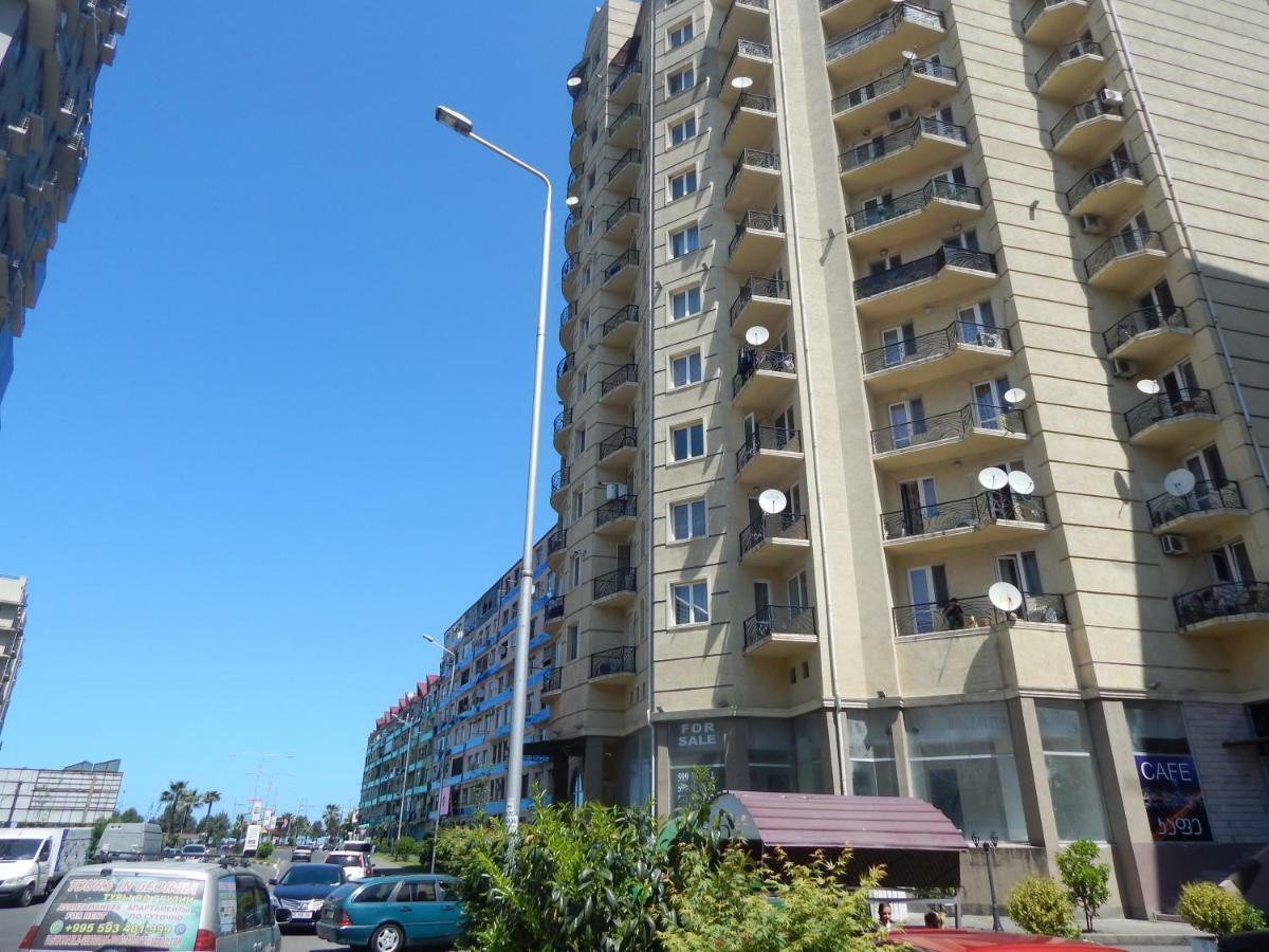 Apartment First Line From Sea Batumi Exterior photo