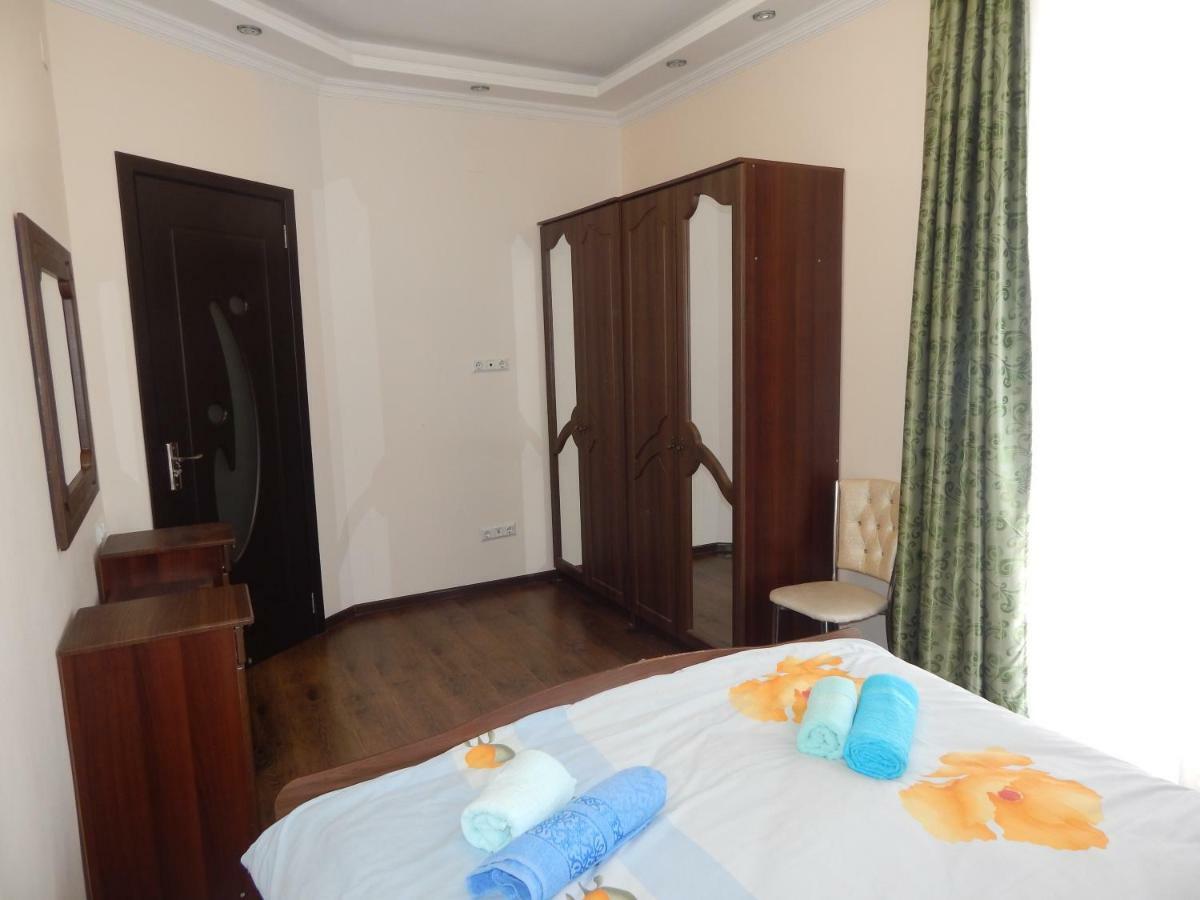 Apartment First Line From Sea Batumi Exterior photo